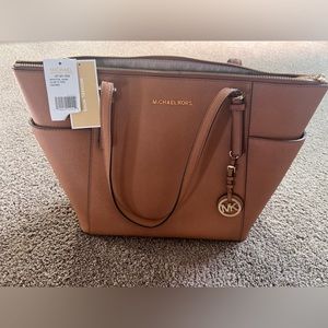 Michael Kors Jet Set East West Top Zip Tote